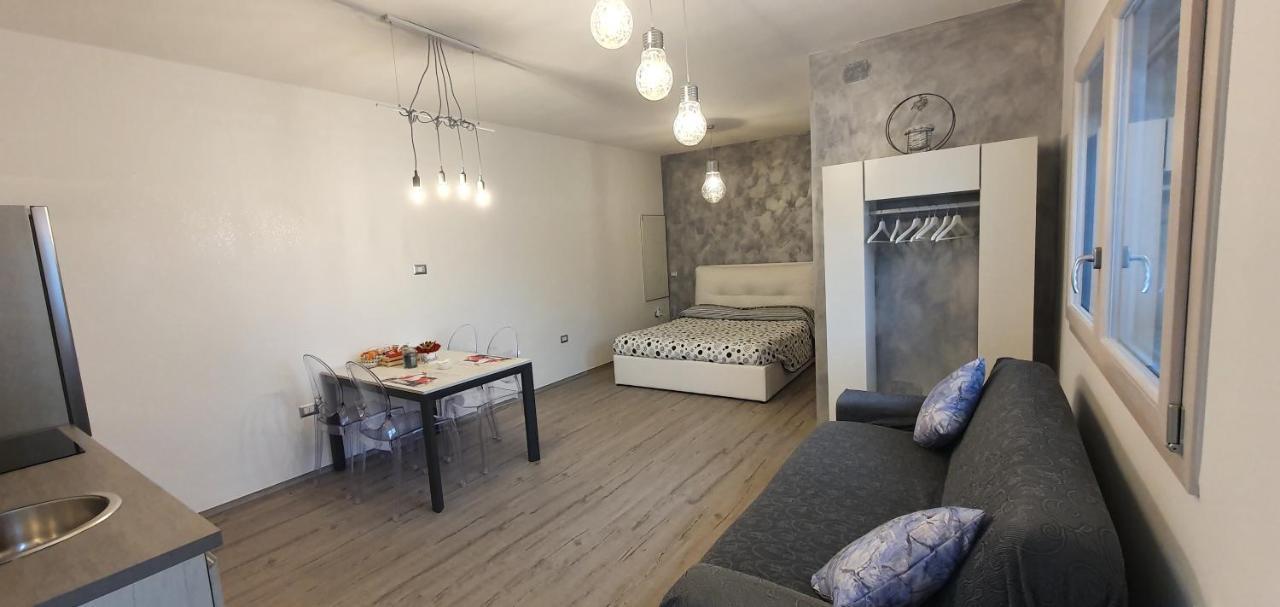 La Casetta Tra Sassi E Ulivi B&B Matera Kültér fotó